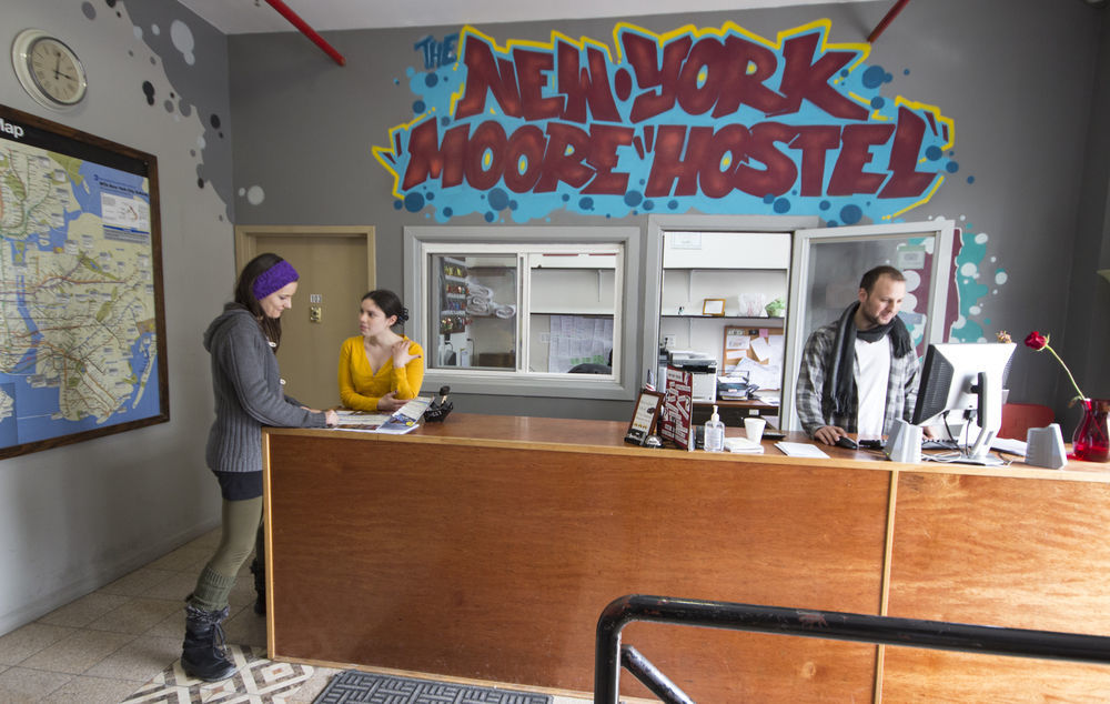 Ny Moore Albergue *